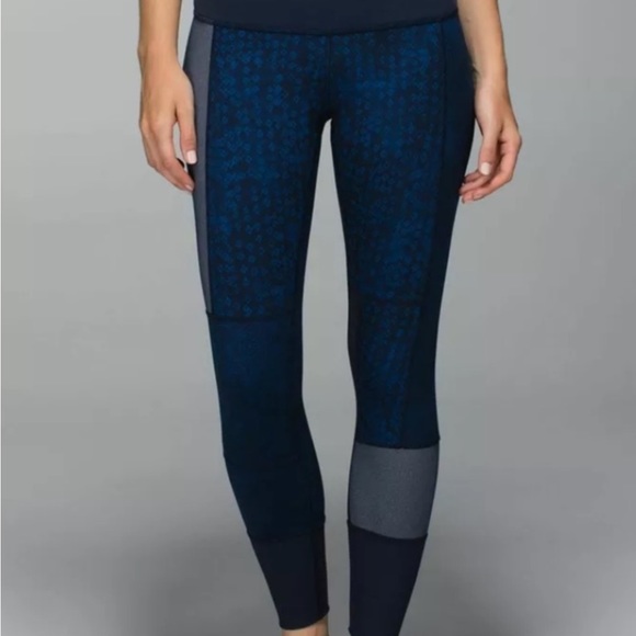 Lululemon Wunder Under Twist Inkwell Sashiko Patchwork Leggings Size 4 Women’s - Picture 3 of 16
